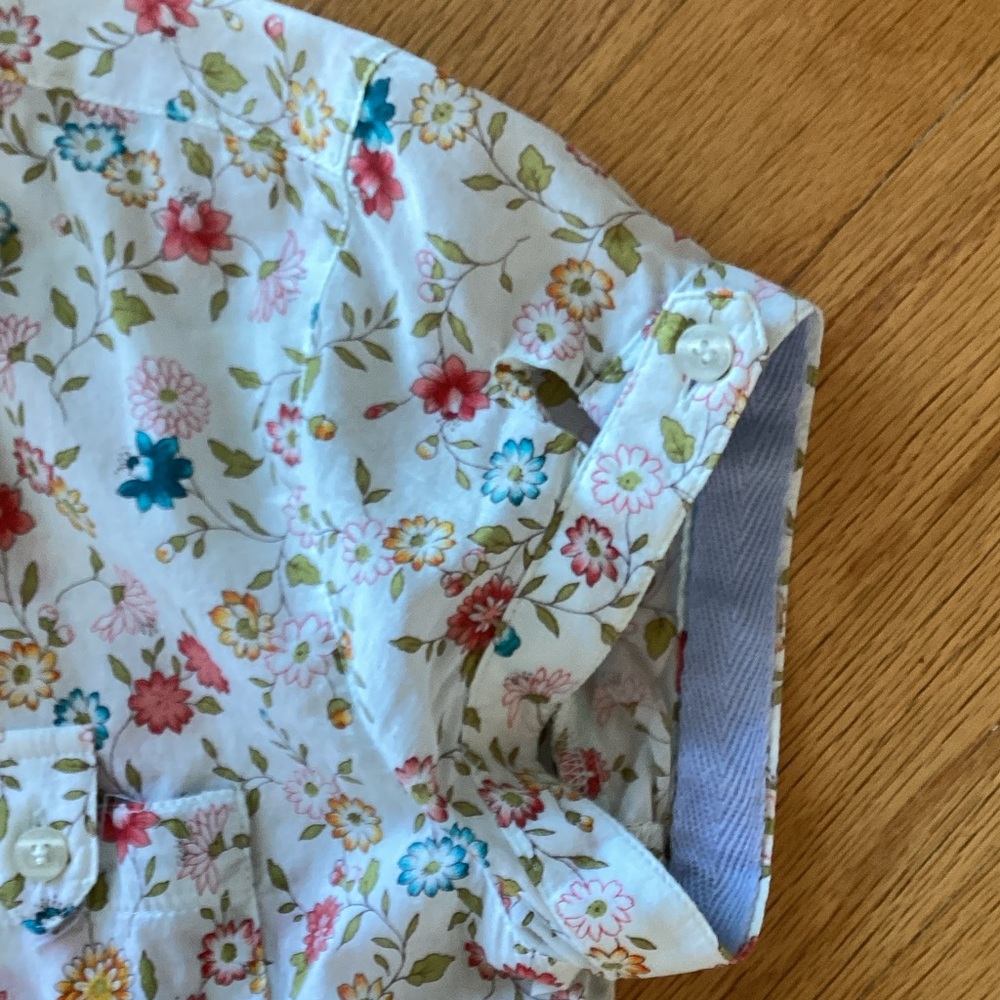Guess Floral Shirt - Picture 3 of 5